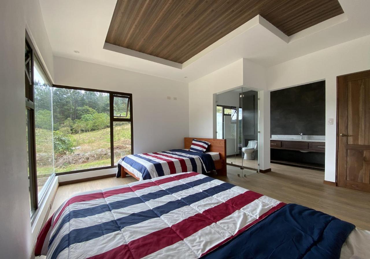 Arte De Plumas Birding Lodge Cartago Exterior foto