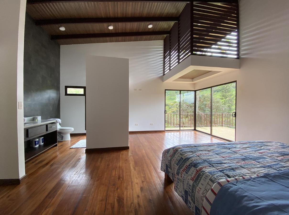 Arte De Plumas Birding Lodge Cartago Exterior foto